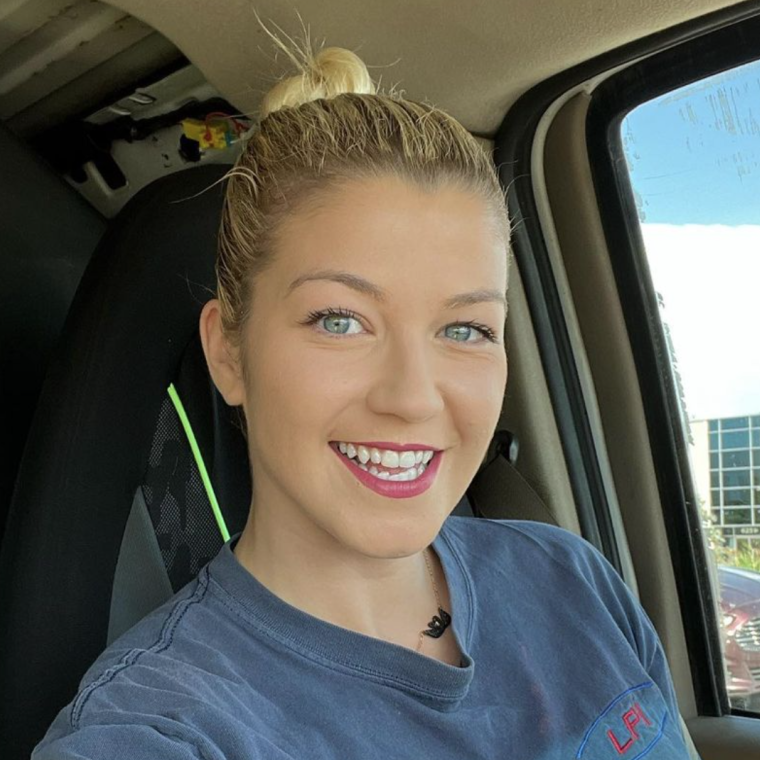 Laura – @my_plumbing_adventure