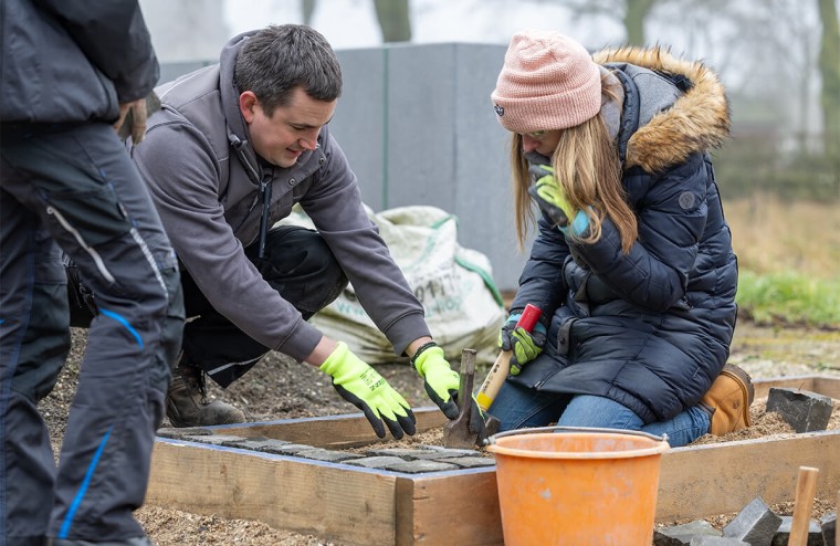 Florian ist bereits seit 2023 ein Teil der STABILA Family und nimmt uns seither mit in seinen Alltag als Gartenlandschaftsbauer.