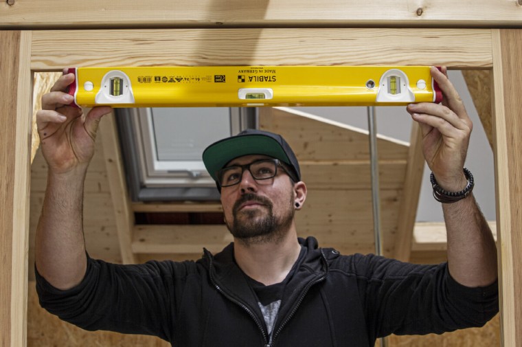 Du warst einer der ersten Handwerker, die den Rotationslaser LAR 160 G testen konnten. Wie war Dein erster Eindruck?