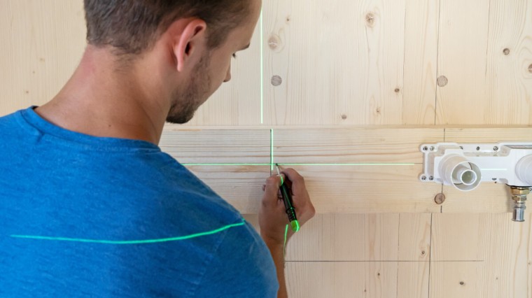 Arbeiten auf der scharfen, hellen grünen Laserlinie (GREENBEAM)